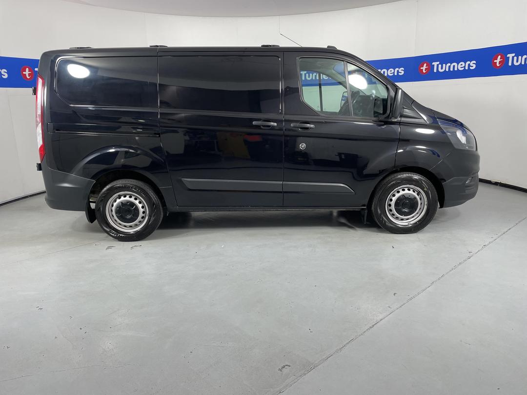 Photo '22' of Ford Transit