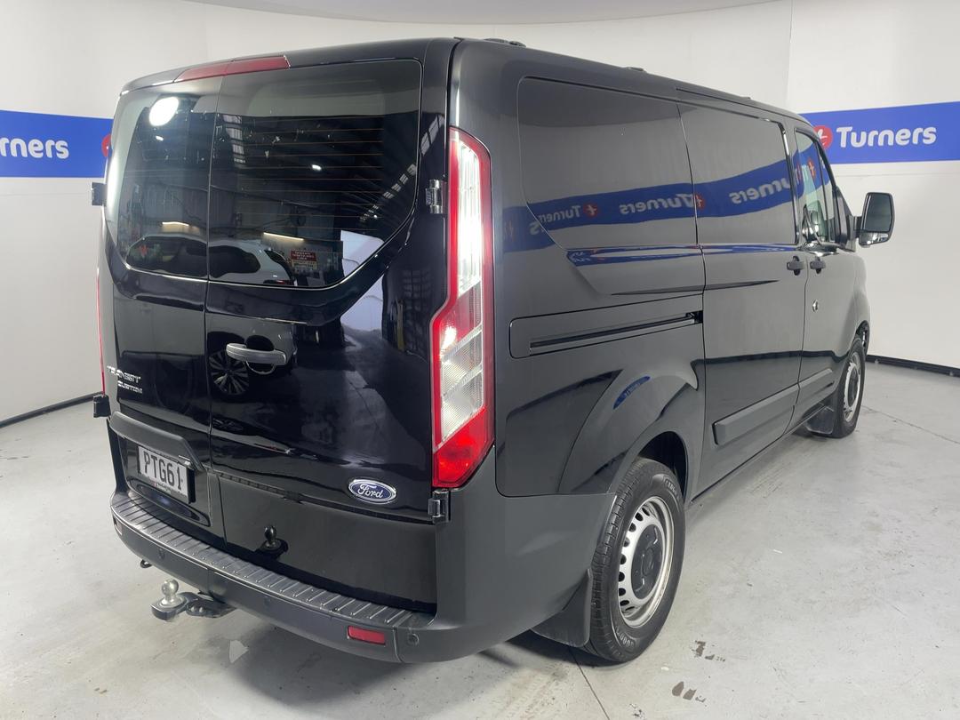 Photo '7' of Ford Transit