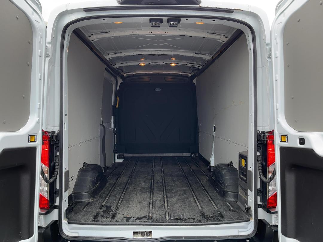 Photo '14' of Ford Transit