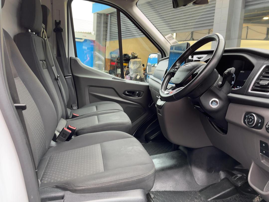 Photo '16' of Ford Transit