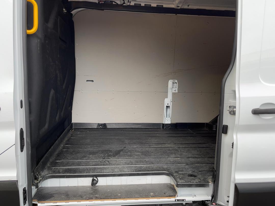 Photo '20' of Ford Transit