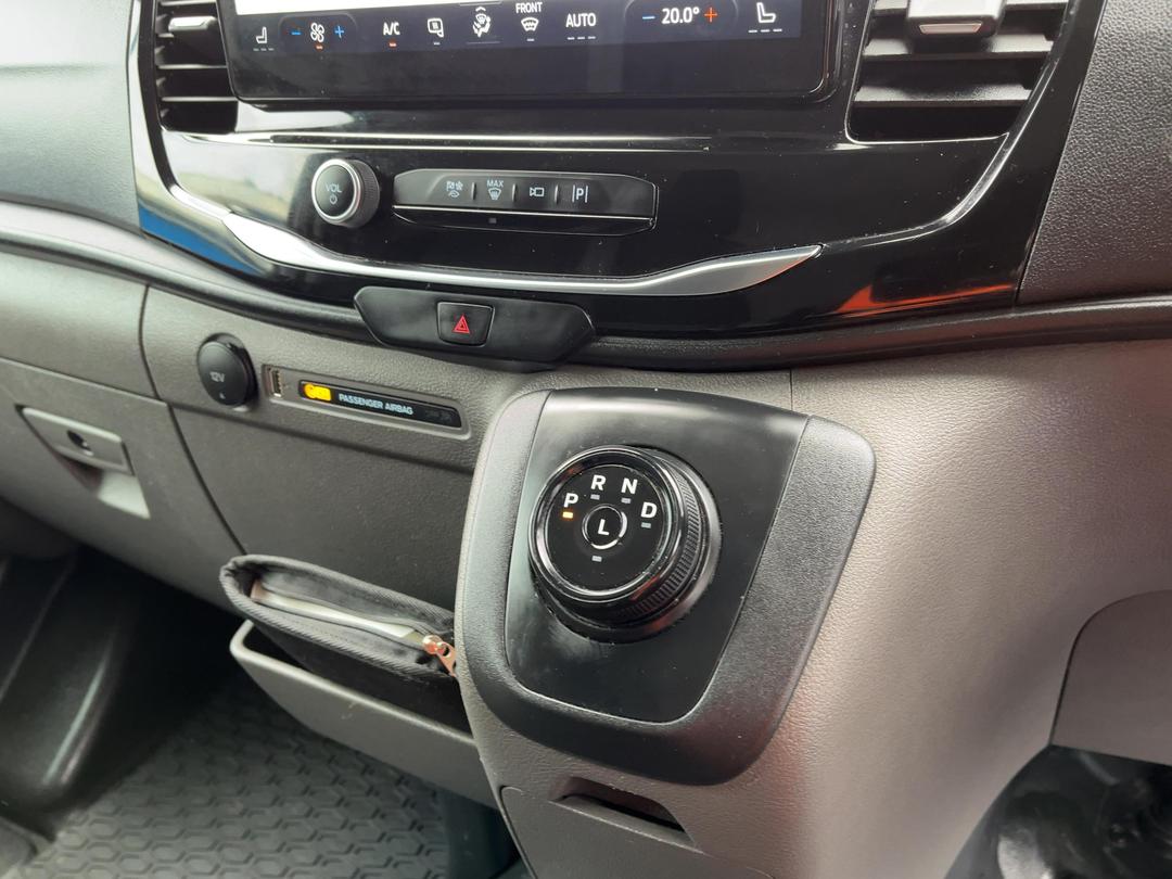 Photo '18' of Ford Transit