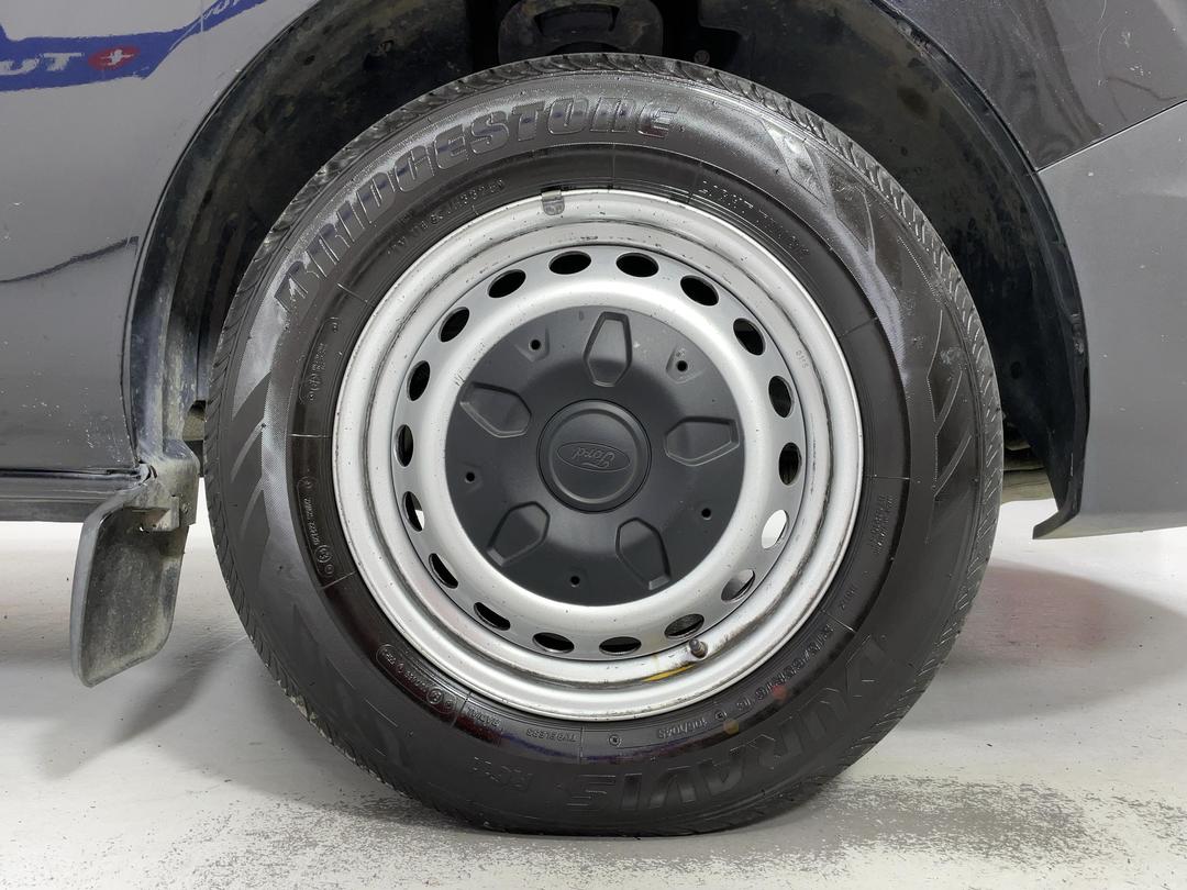 Photo '9' of Ford Transit