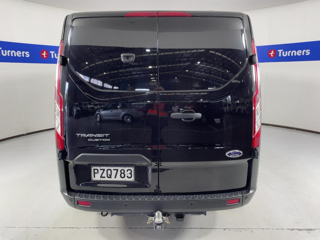 Photo '6' of Ford Transit