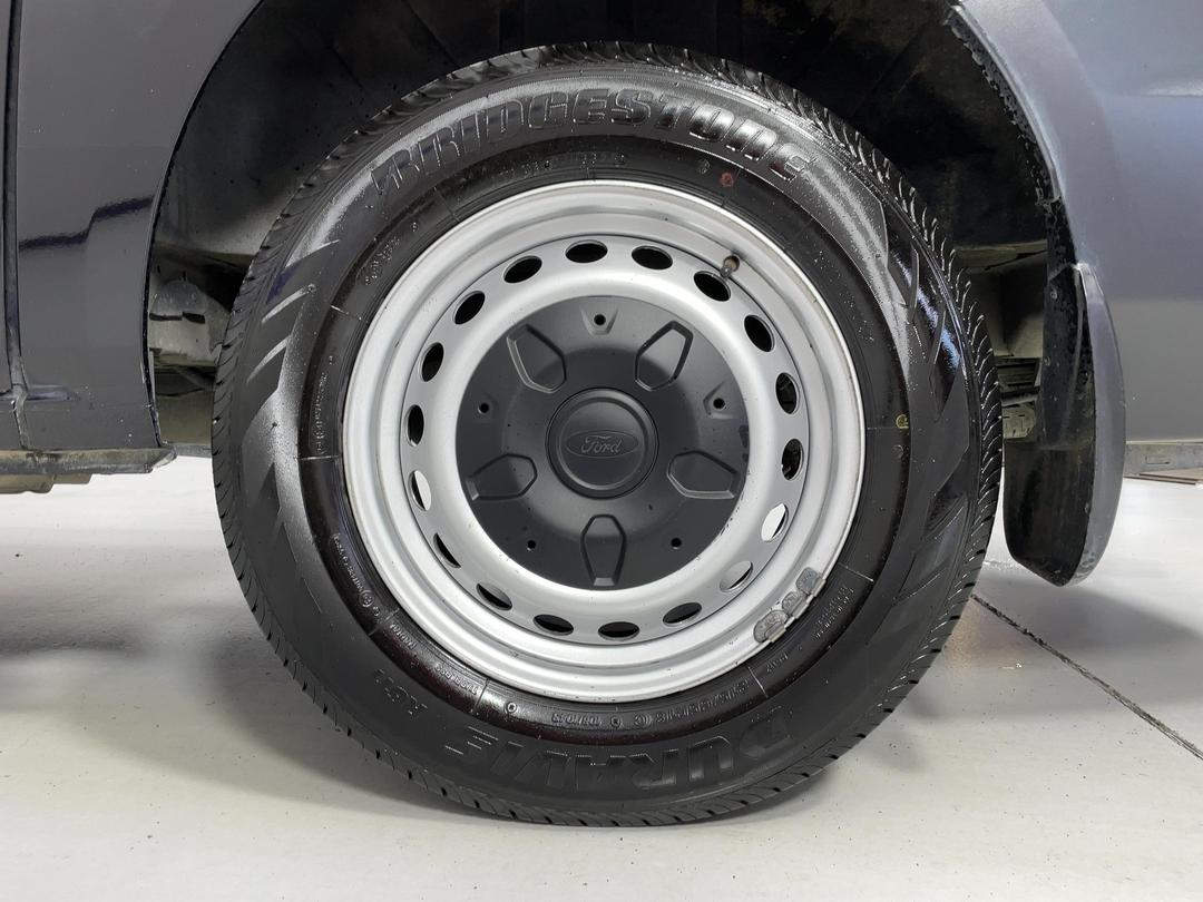 Photo '11' of Ford Transit