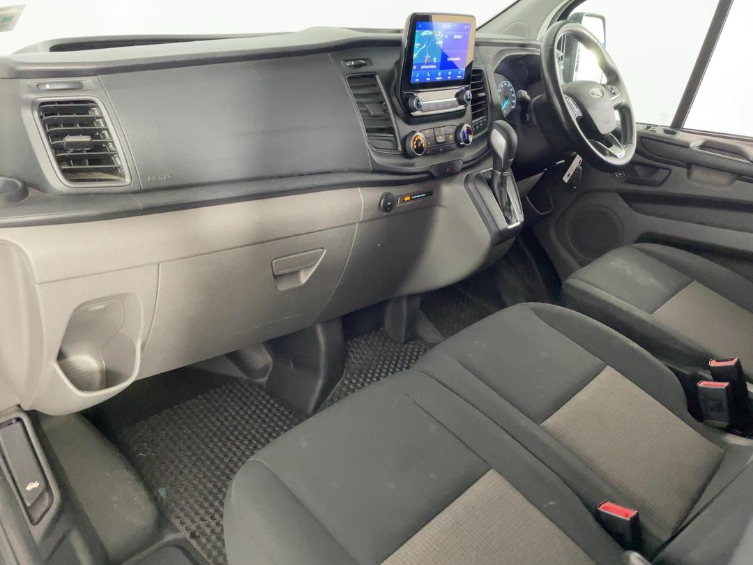 Photo '17' of Ford Transit