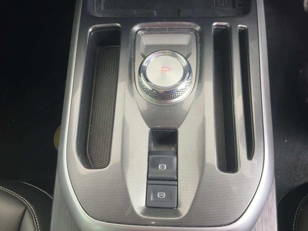Photo '14' of Haval Jolion Ultra 2WD Hybrid Photo '14' of Haval Jolion Ultra 2WD Hybrid