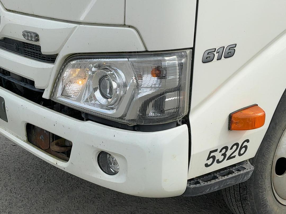 Photo '21' of Hino 300 XZU605R Transporter