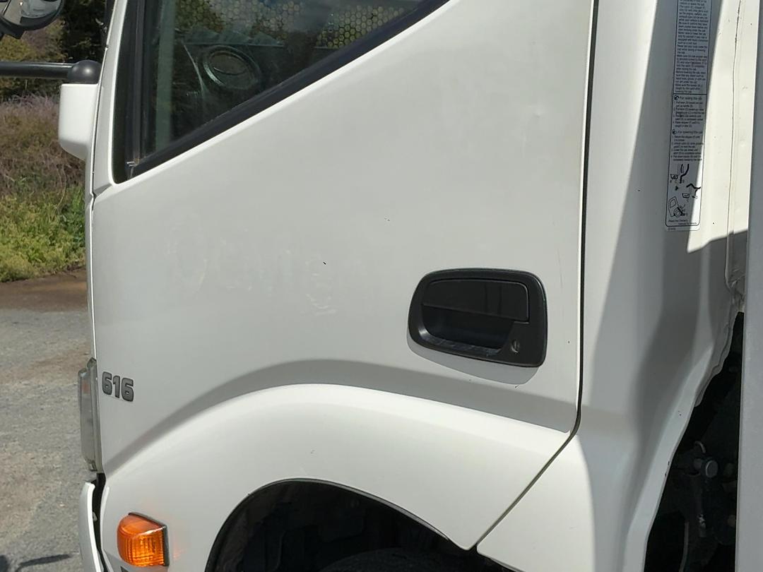 Photo '31' of Hino 300 XZU605R Transporter