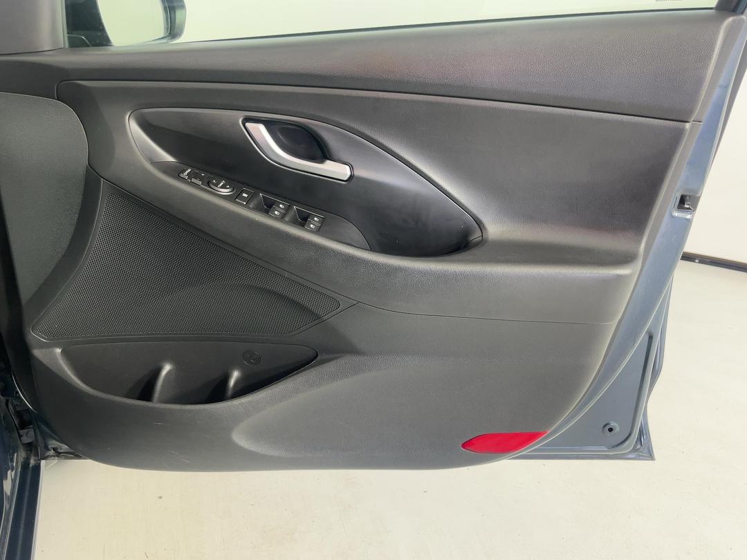 Photo '15' of Hyundai I30