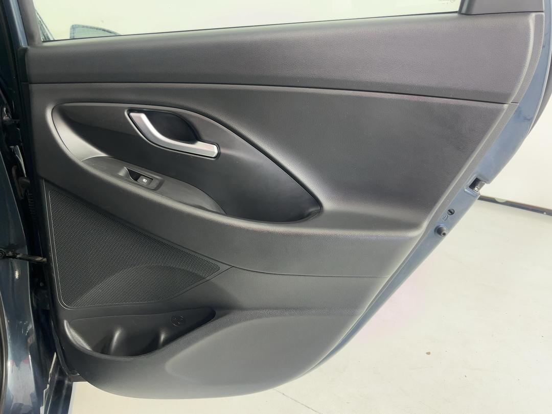 Photo '19' of Hyundai I30