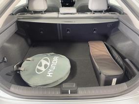 Photo '14' of Hyundai Ioniq