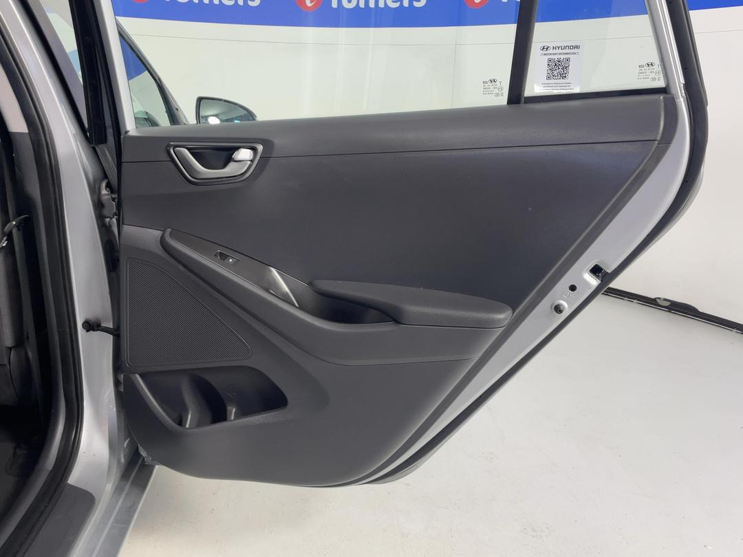 Photo '19' of Hyundai Ioniq