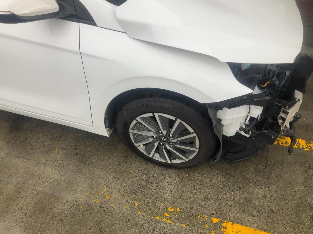 Photo '5' of Hyundai Ioniq 100KW EV