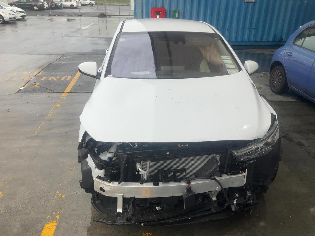 Photo '7' of Hyundai Ioniq 100KW EV