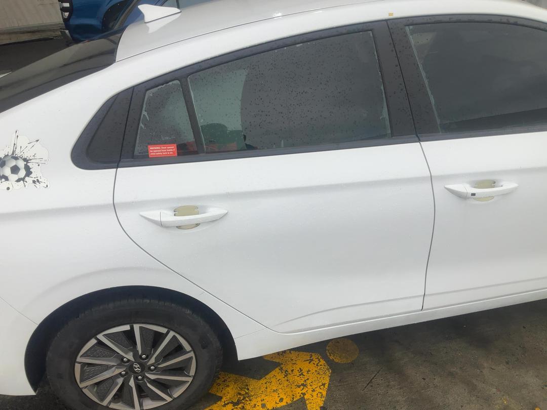 Photo '14' of Hyundai Ioniq 100KW EV