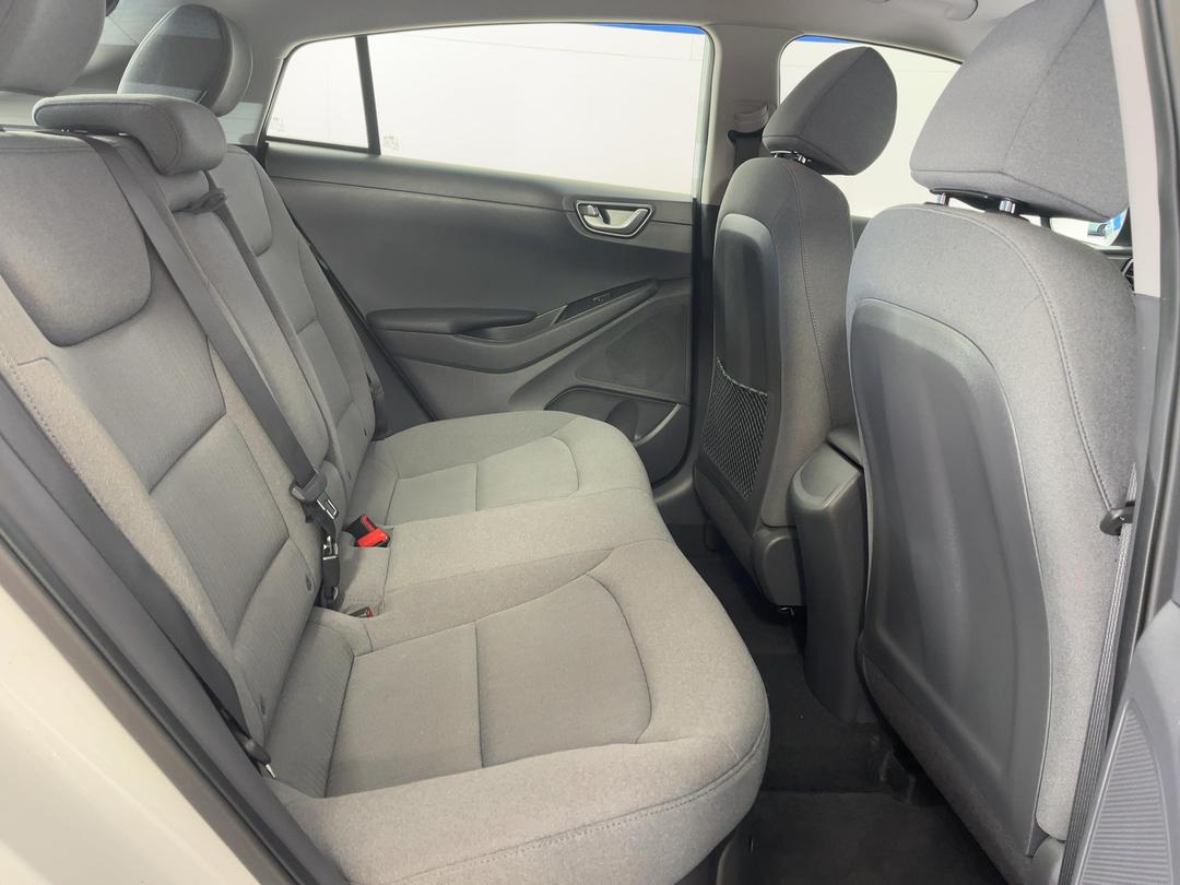 Photo '20' of Hyundai Ioniq