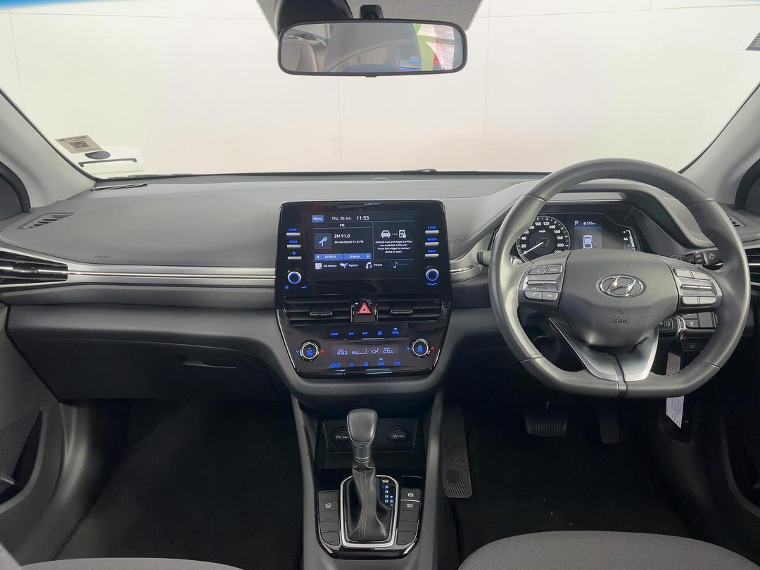 Photo '17' of Hyundai Ioniq