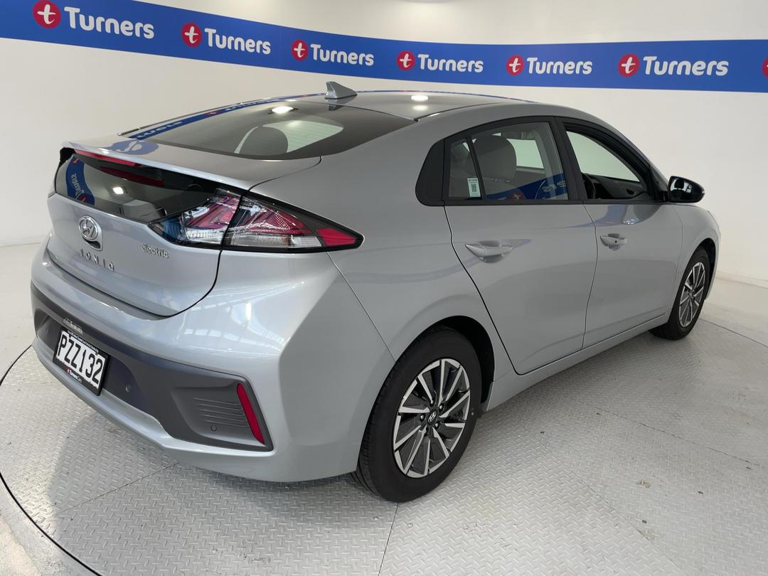 Photo '7' of Hyundai Ioniq