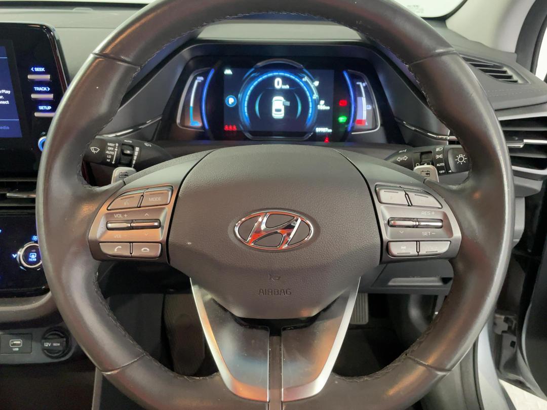 Photo '28' of Hyundai Ioniq