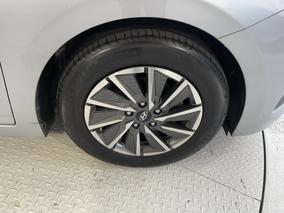 Photo '9' of Hyundai Ioniq