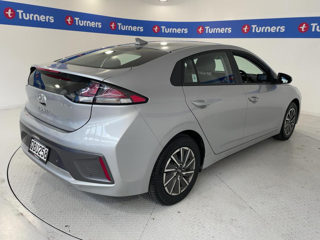 Photo '7' of Hyundai Ioniq