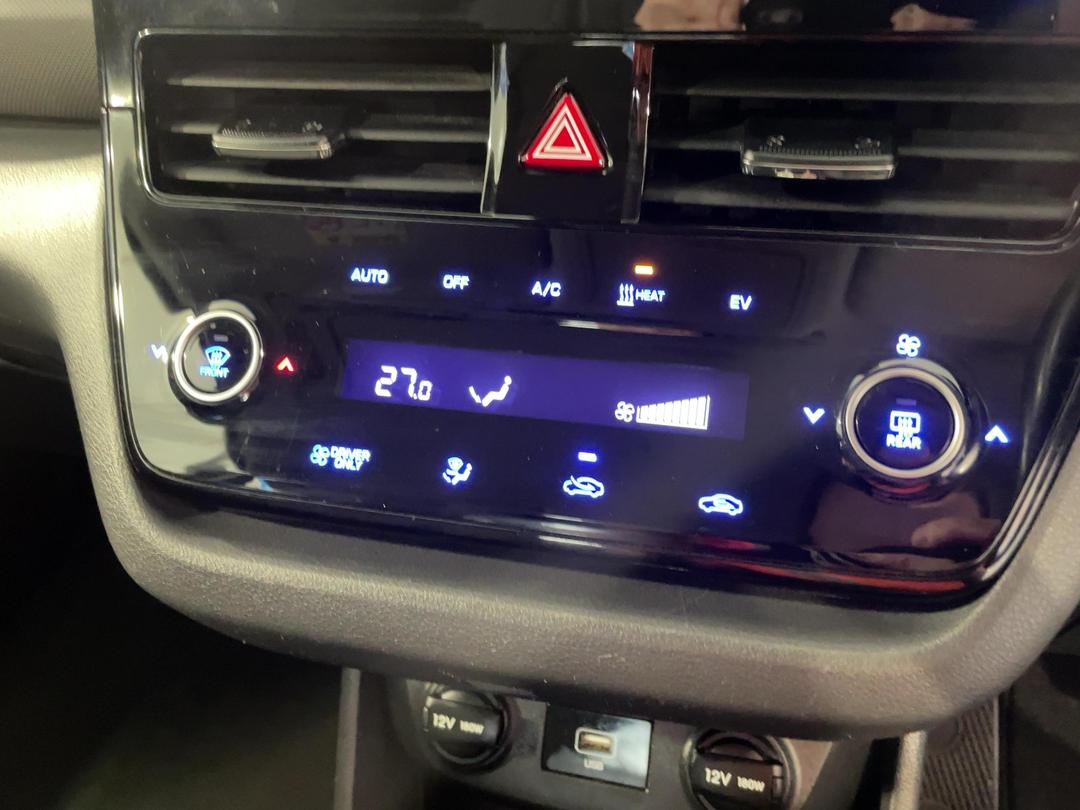 Photo '31' of Hyundai Ioniq