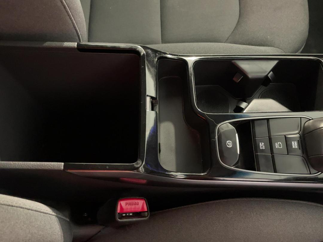 Photo '33' of Hyundai Ioniq