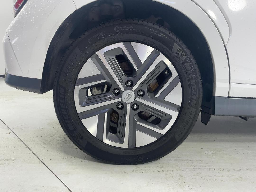 Photo '12' of Hyundai Kona