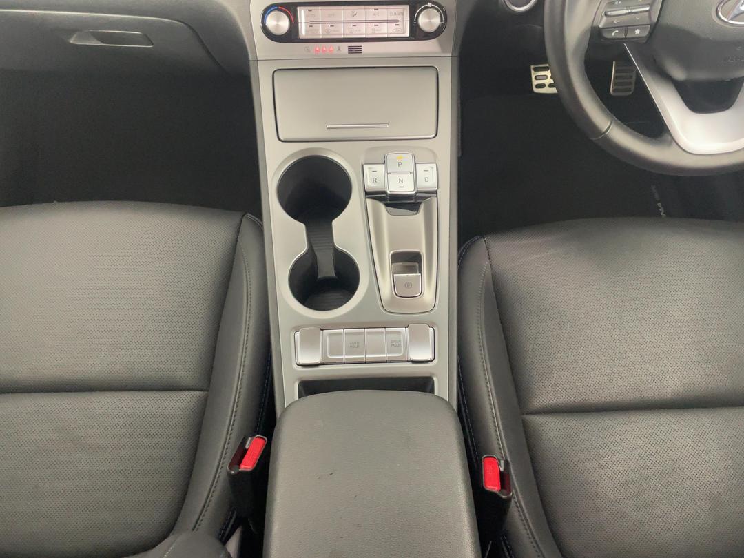 Photo '18' of Hyundai Kona