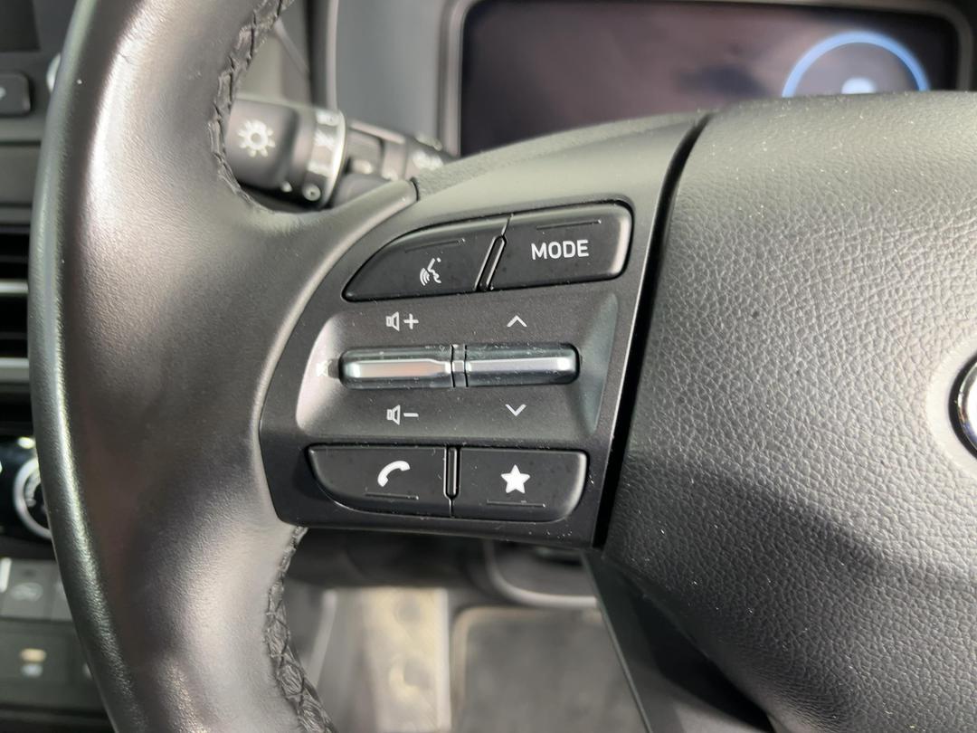 Photo '24' of Hyundai Kona