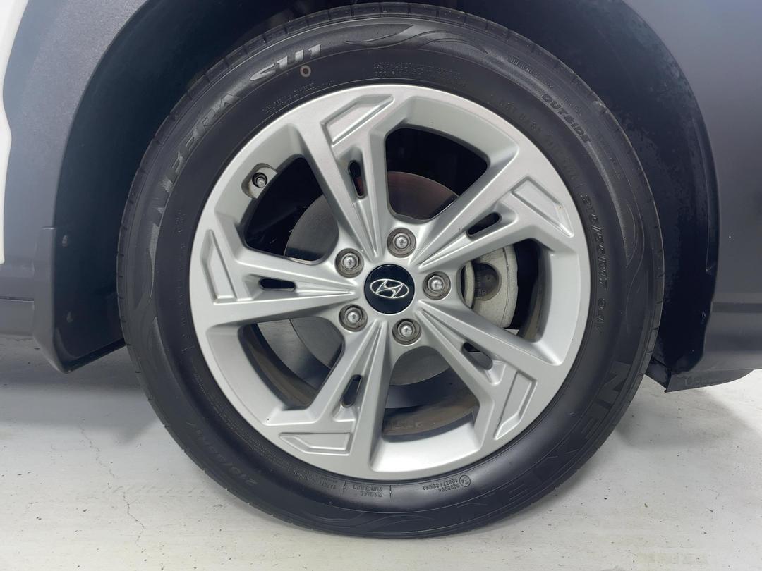 Photo '9' of Hyundai Kona