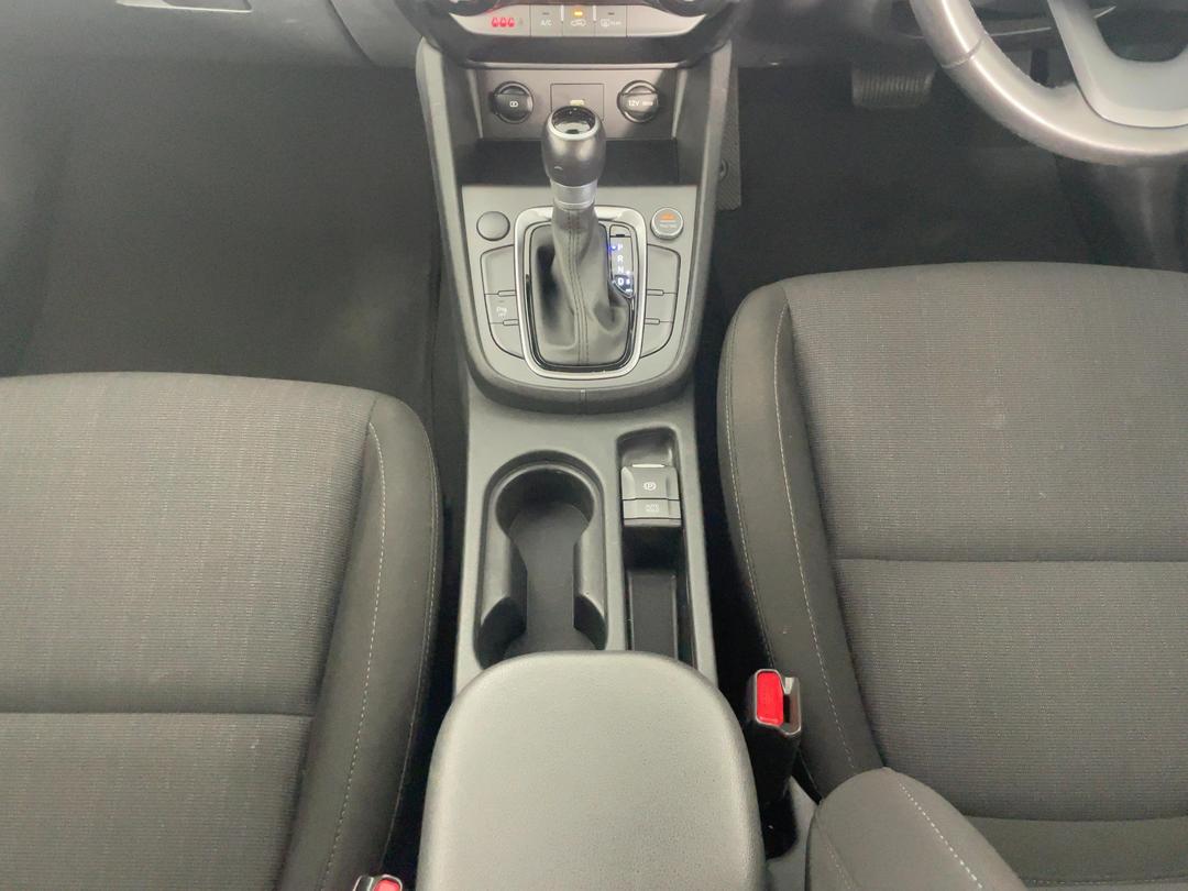 Photo '18' of Hyundai Kona