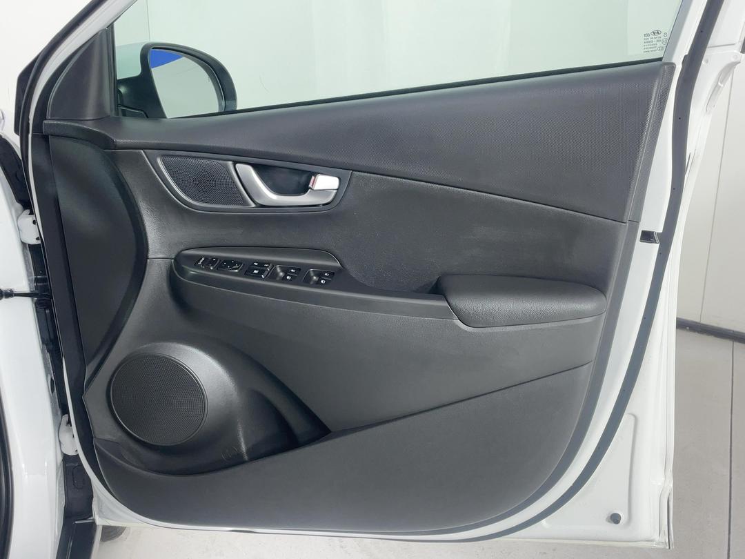 Photo '15' of Hyundai Kona