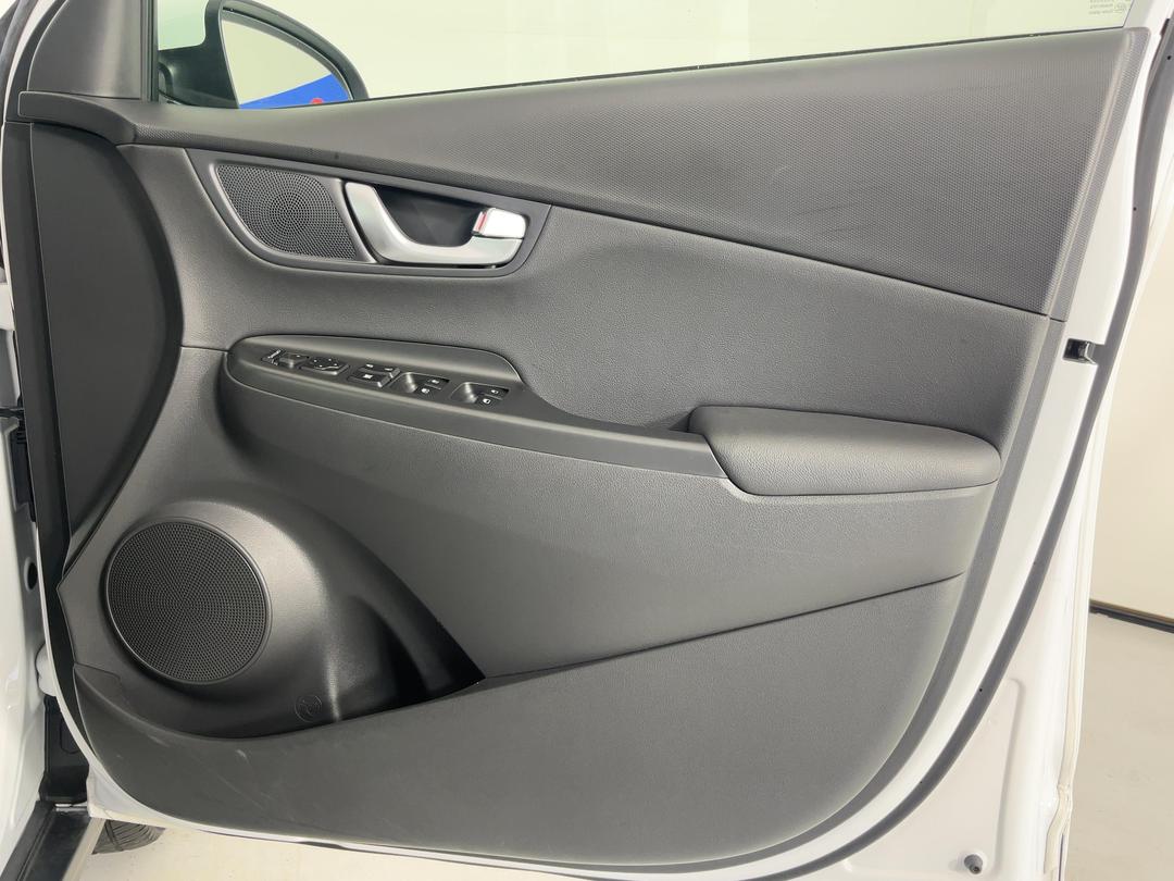 Photo '15' of Hyundai Kona