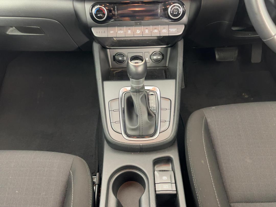 Photo '18' of Hyundai Kona