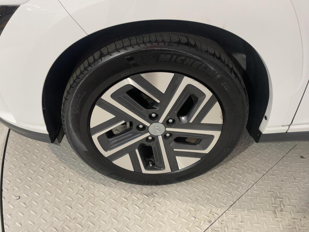 Photo '10' of Hyundai Kona