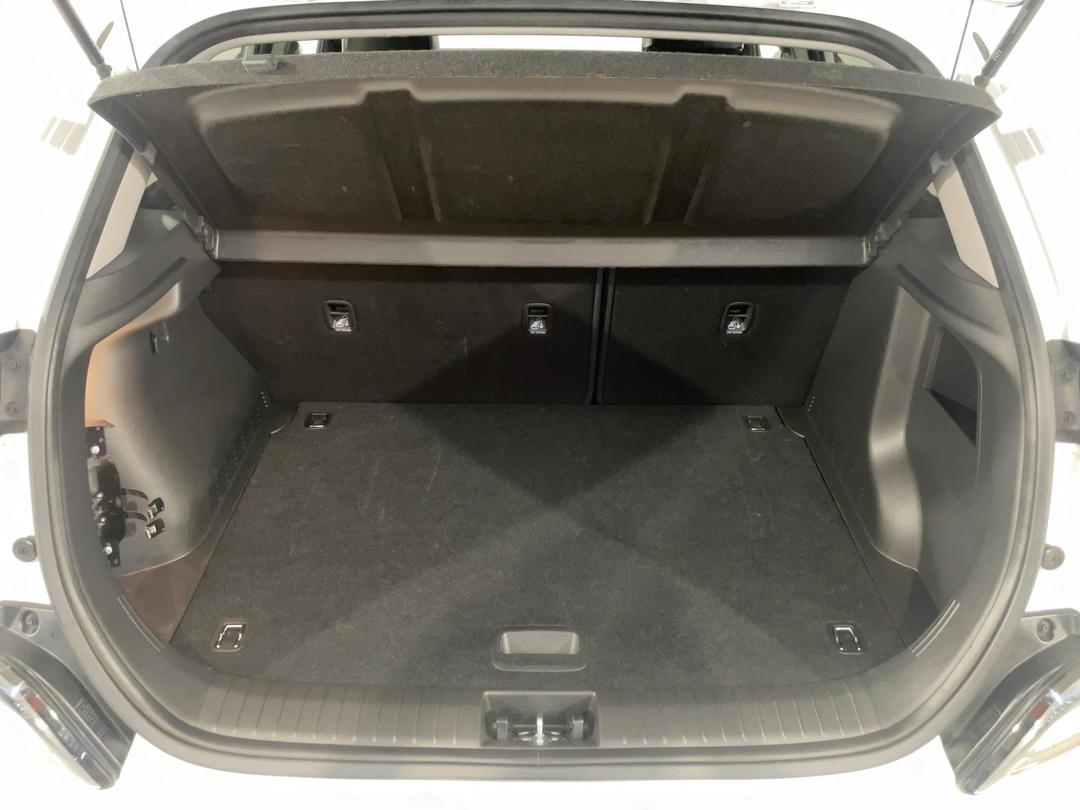 Photo '14' of Hyundai Kona