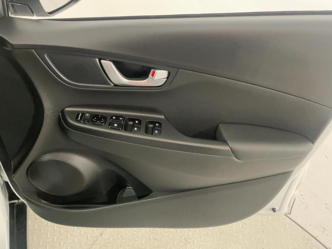 Photo '15' of Hyundai Kona