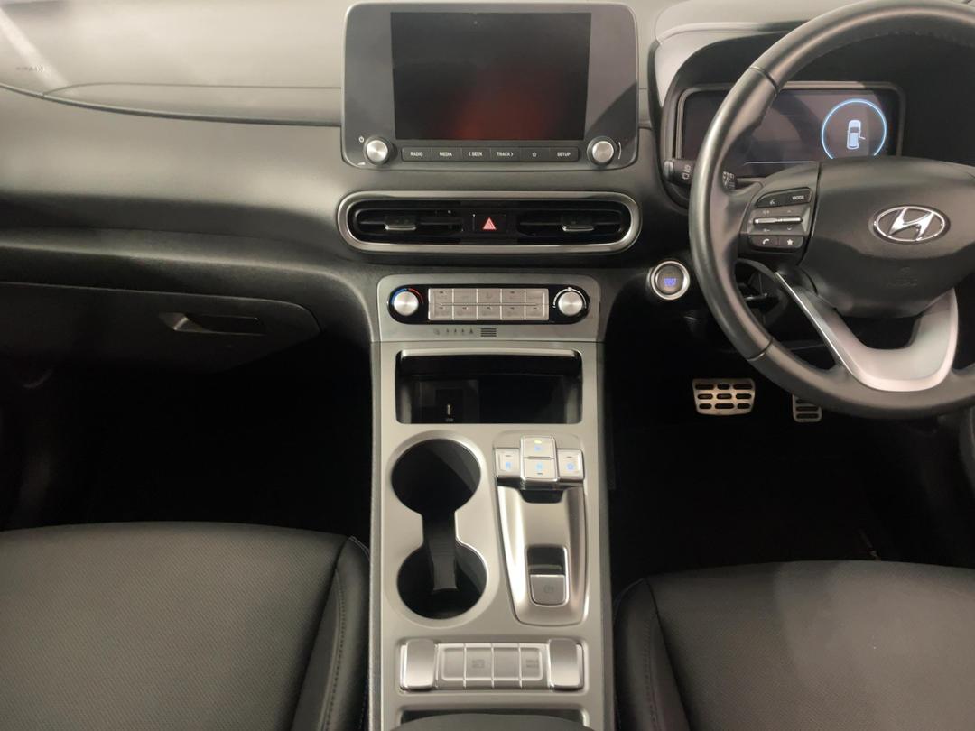 Photo '18' of Hyundai Kona