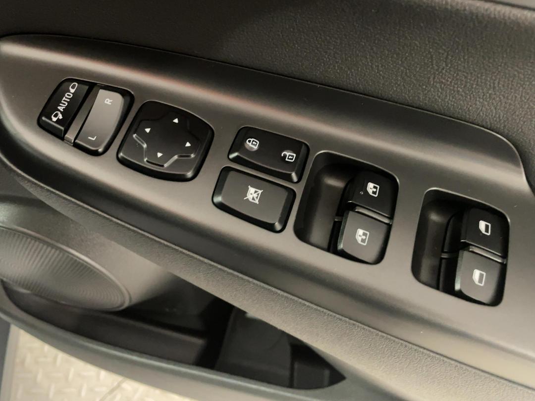Photo '24' of Hyundai Kona