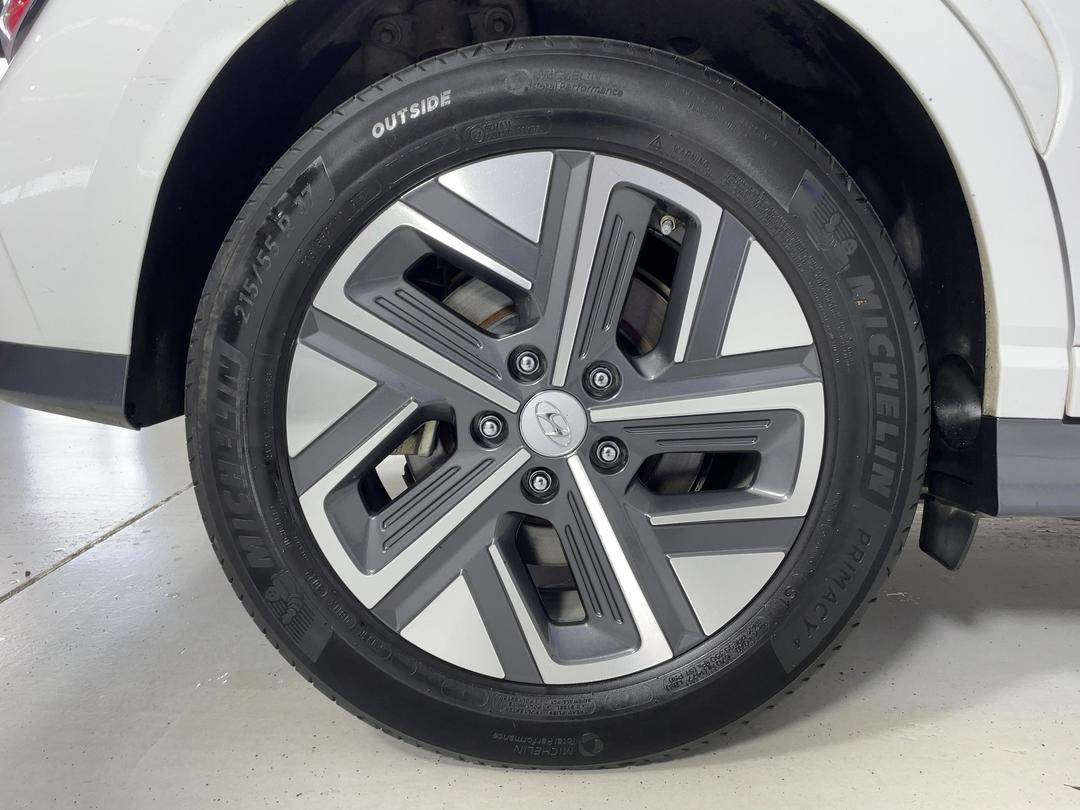 Photo '12' of Hyundai Kona