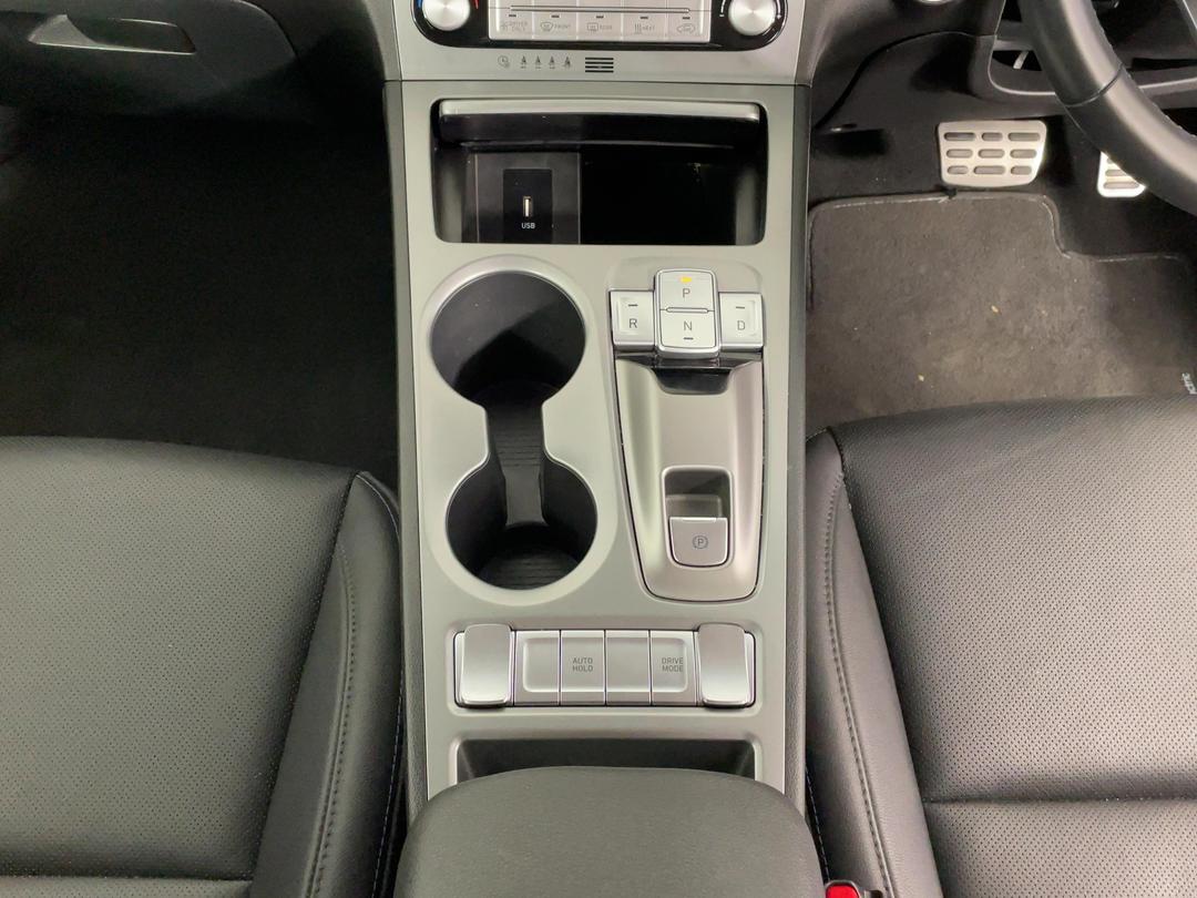 Photo '18' of Hyundai Kona