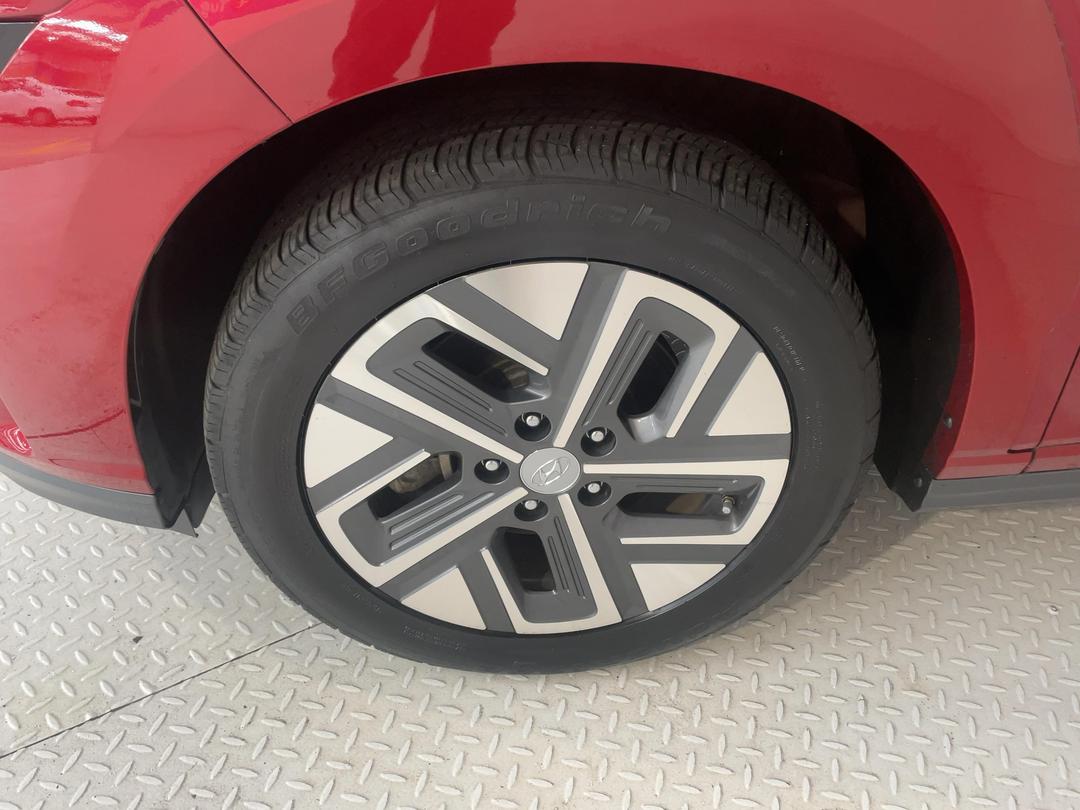 Photo '10' of Hyundai Kona