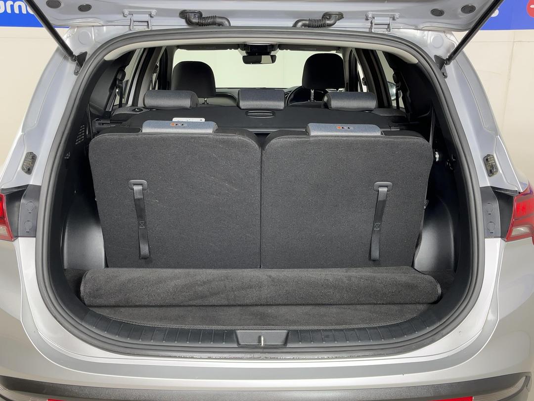 Photo '14' of Hyundai Santa FE