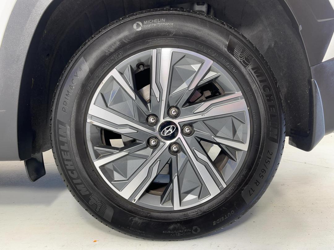 Photo '11' of Hyundai Tucson