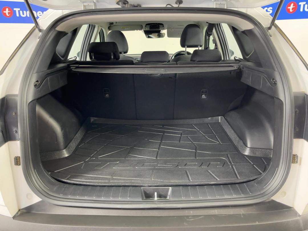 Photo '14' of Hyundai Tucson