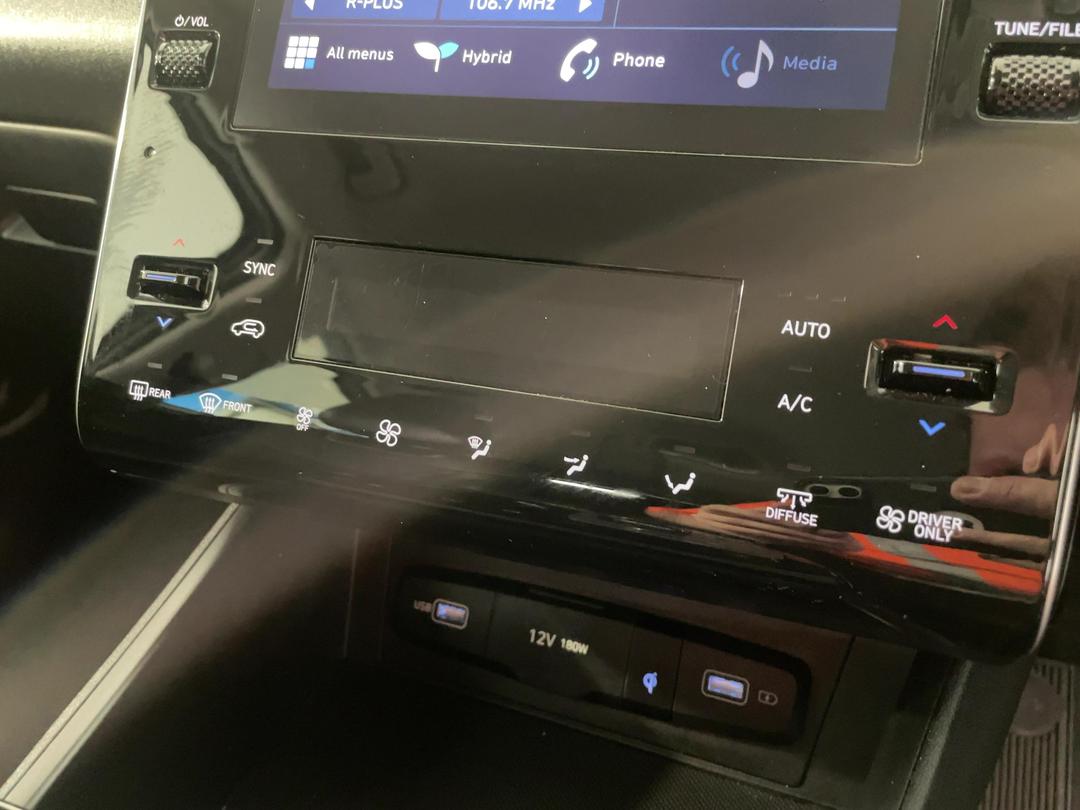 Photo '31' of Hyundai Tucson