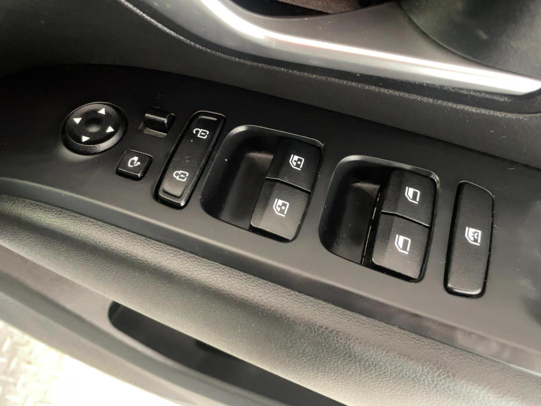 Photo '24' of Hyundai Tucson