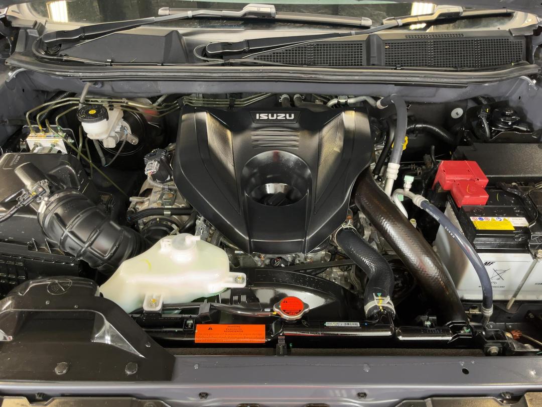 Photo '13' of Isuzu D-MAX
